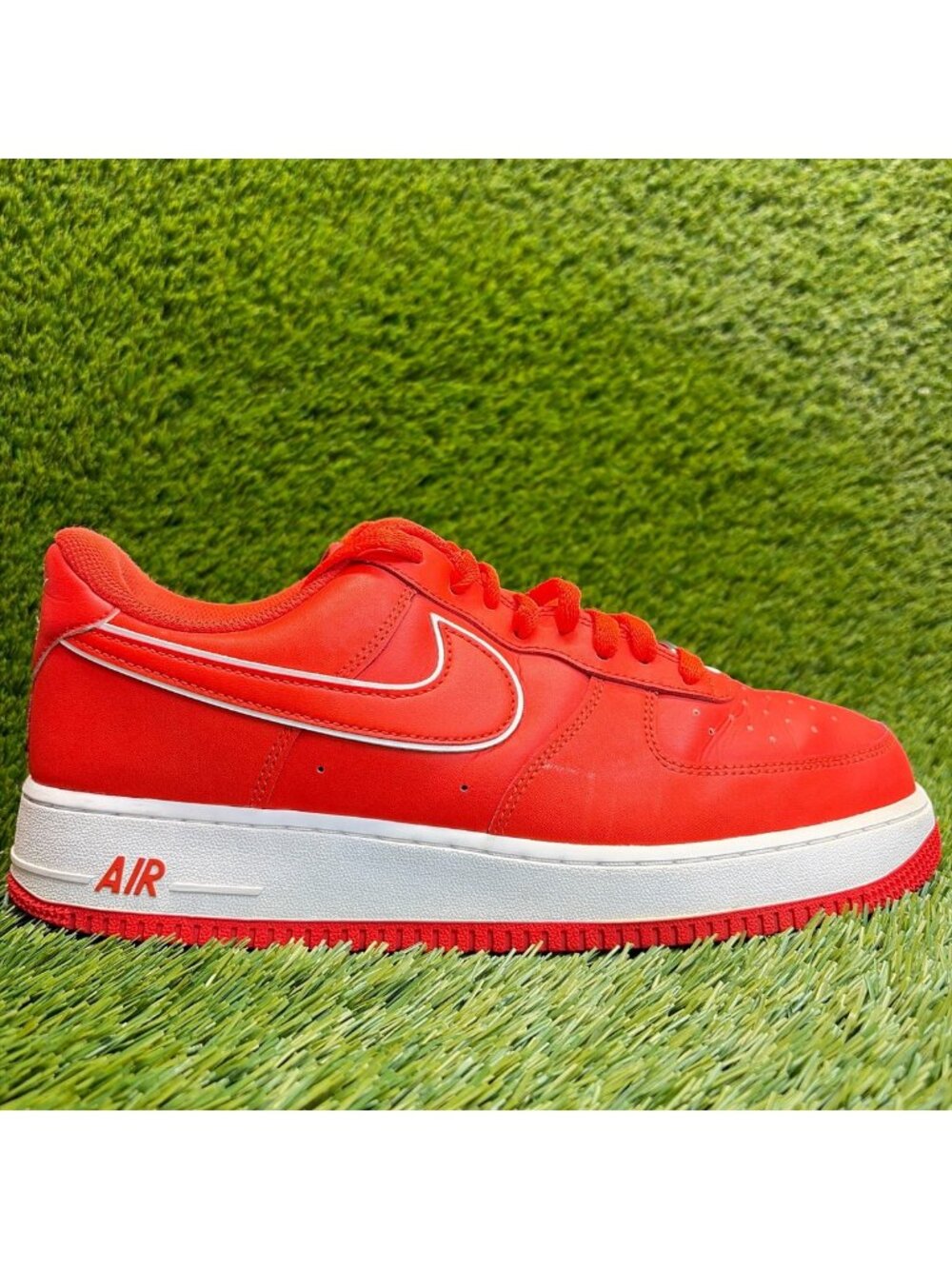 Nike Air Force 1 Low 07 Picante Red White Mens Size 10.5 Athletic Shoes Sneakers